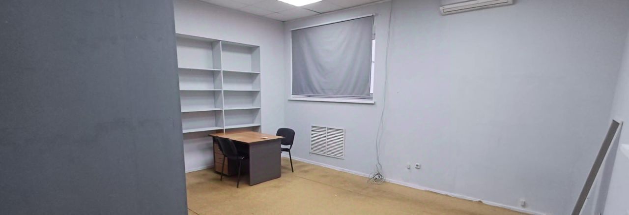 торговое помещение г Курган ул Карельцева 13 фото 1