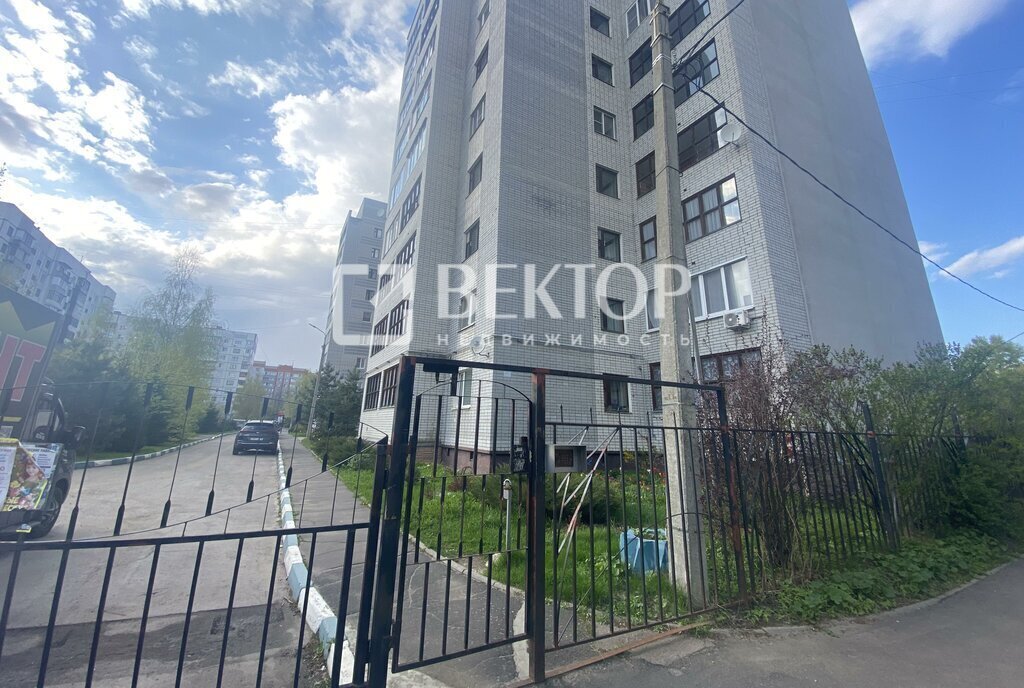 квартира г Ярославль р-н Дзержинский ул Строителей 1к/2 фото 12