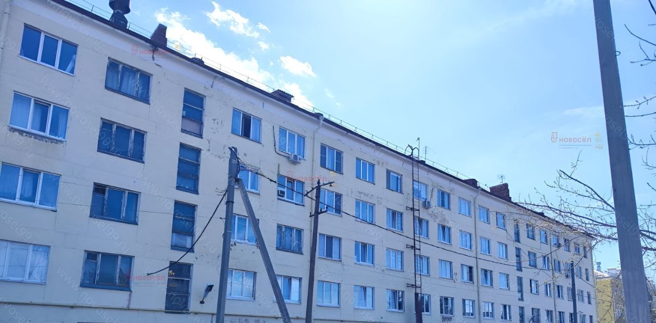 комната г Екатеринбург Уралмаш жилрайон, ул. Донбасская, 35 фото 1