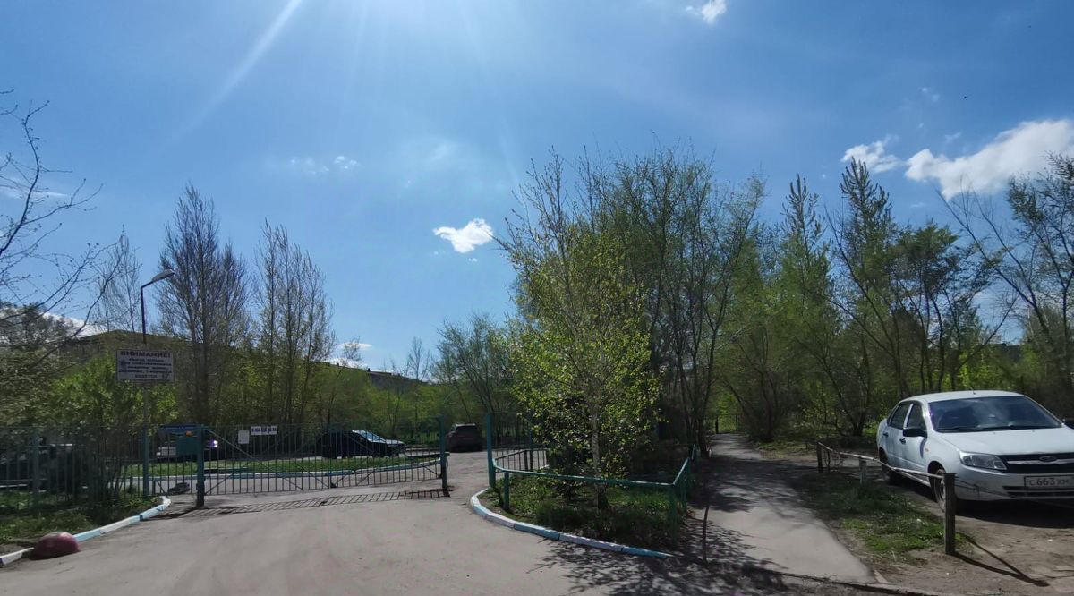 квартира г Омск р-н Кировский ул Дианова 9к/1 фото 17