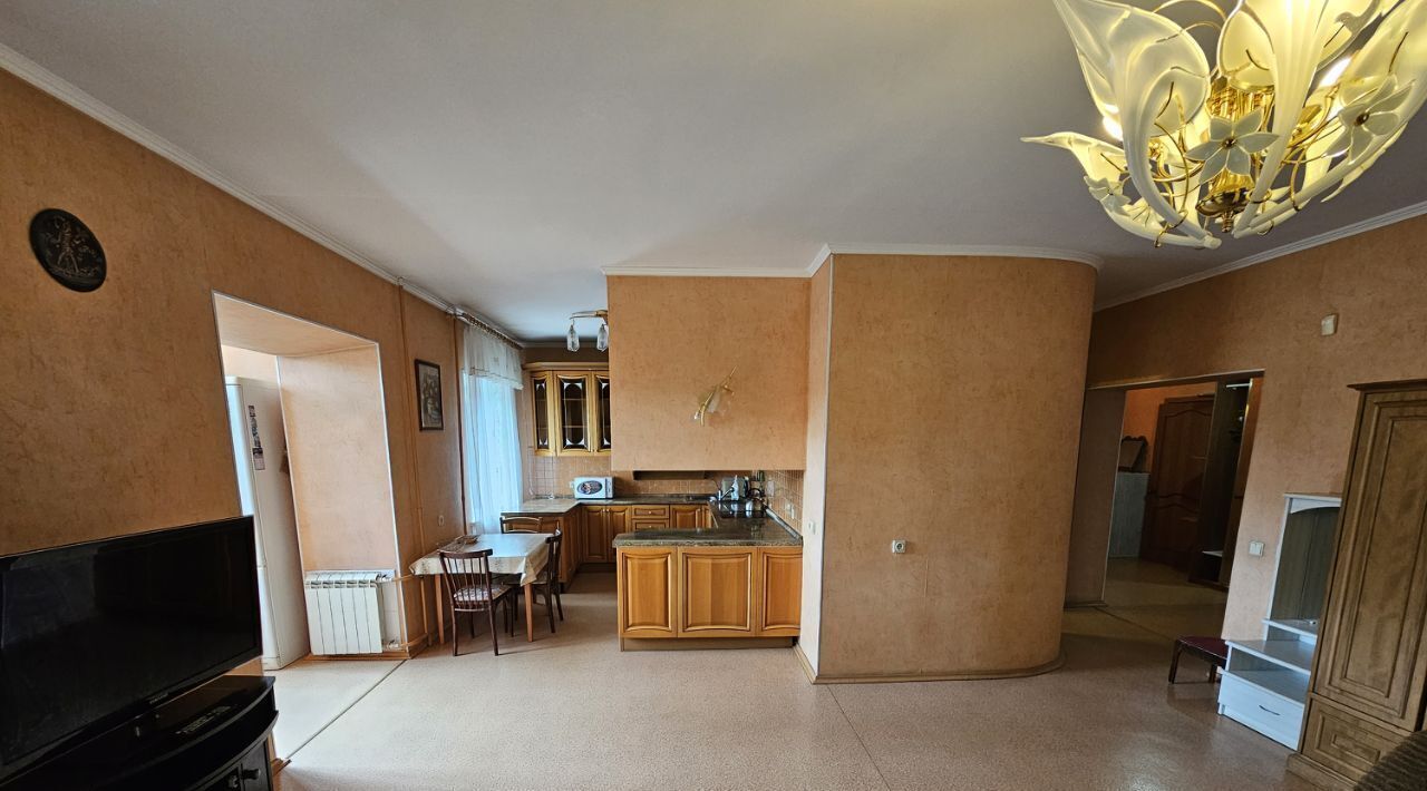 квартира г Омск р-н Кировский б-р Зеленый 11 6-й мкр фото 8