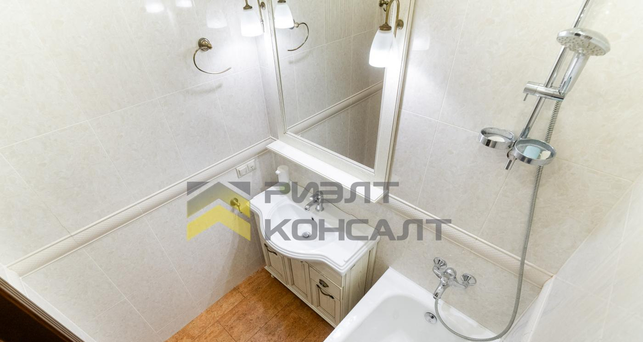 квартира г Омск ул Крупской 9/3 6-й м-н фото 25