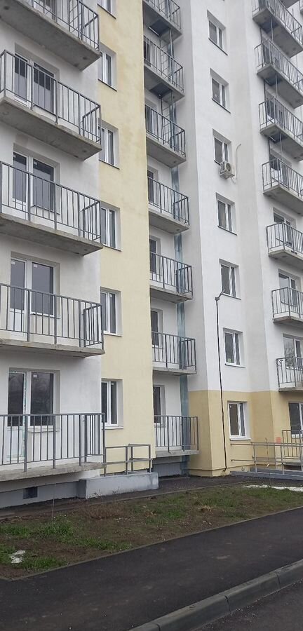 квартира г Саратов р-н Заводской ул Брянская 12 фото 1