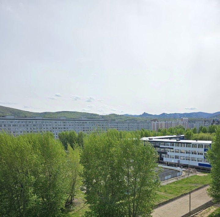 квартира г Красноярск р-н Свердловский ул Судостроительная 127 фото 12
