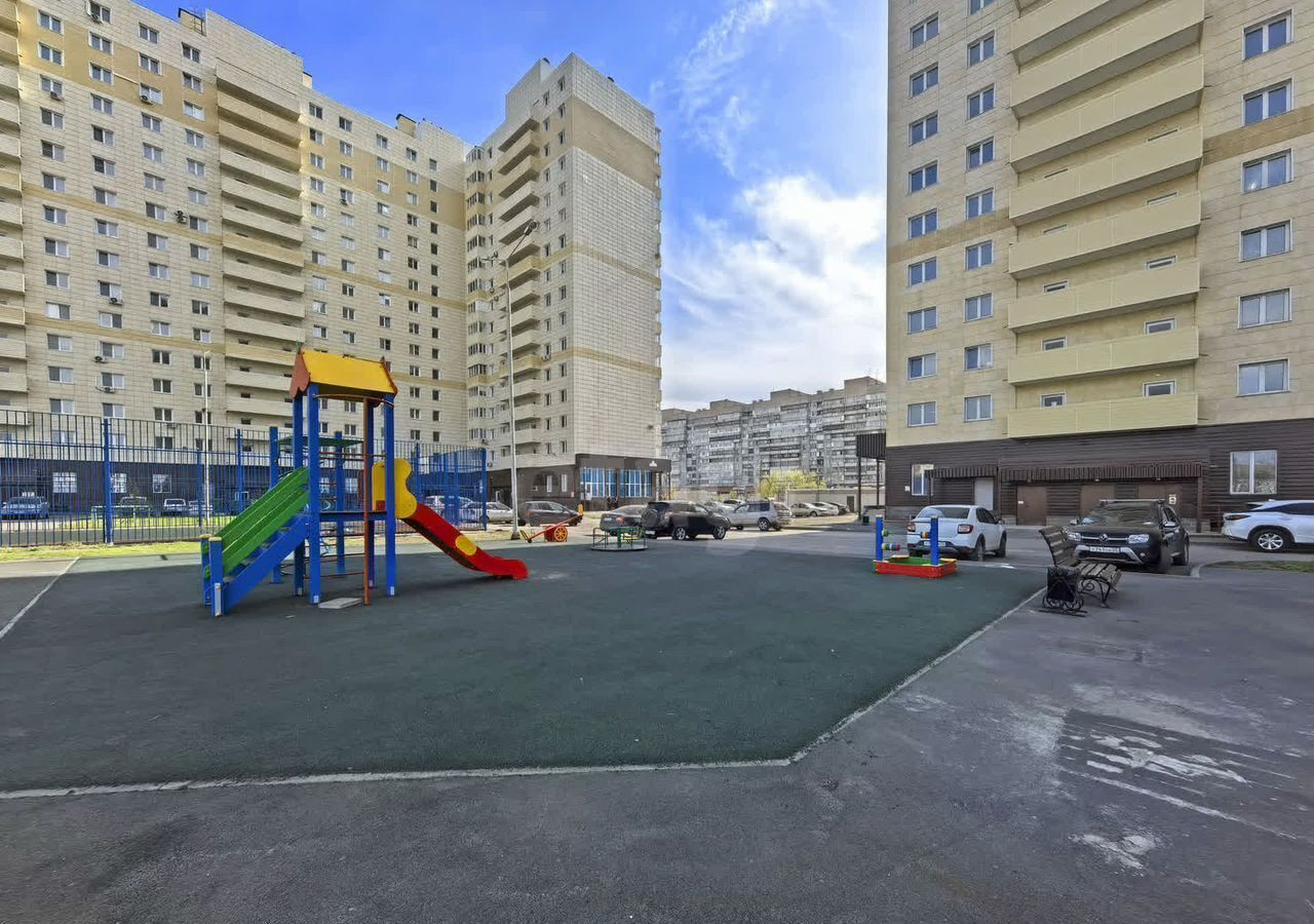квартира г Омск р-н Октябрьский ул 10-я Рабочая 68 фото 16