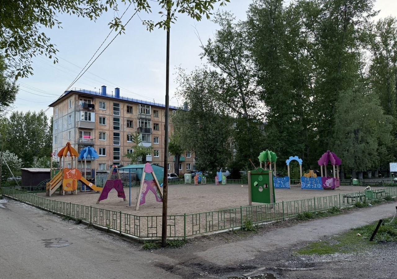 квартира г Омск р-н Центральный ул 21-я Амурская 1 фото 11