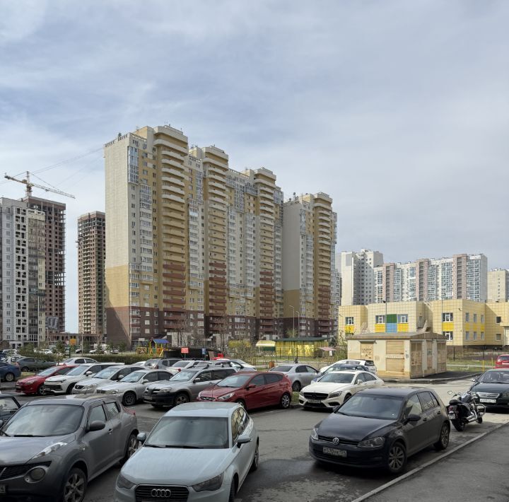 квартира г Челябинск р-н Калининский ул Молодогвардейцев 74 фото 30