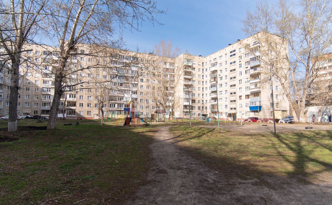 квартира г Барнаул р-н Ленинский ул Шукшина 1 мкр-н Докучаево фото 2
