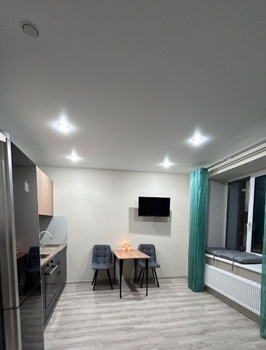 квартира г Тольятти р-н Автозаводский б-р Итальянский 6 фото 2