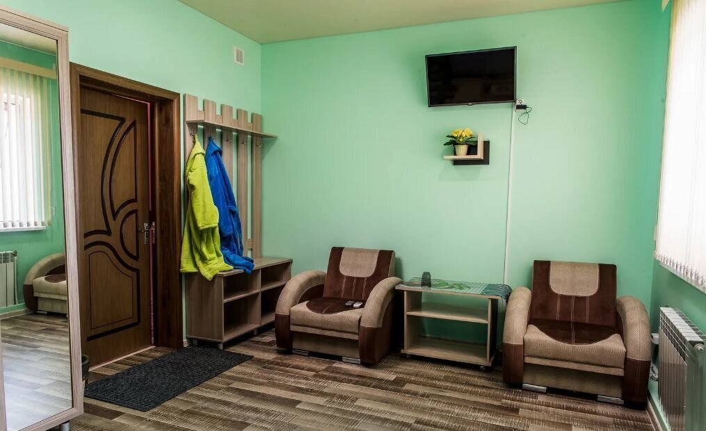 комната г Брянск рп Радица-Крыловка Бежицкий район ул Кромская 2/2 фото 2