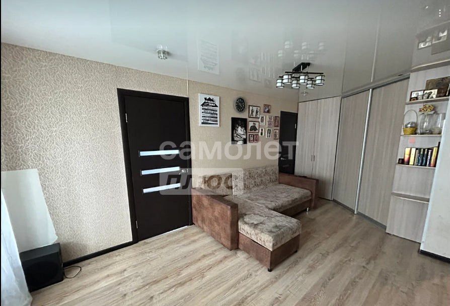 квартира г Челябинск р-н Ленинский ул Барбюса 15 фото 1