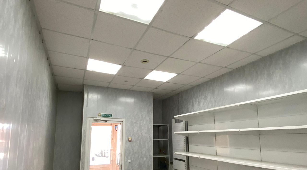 торговое помещение г Волгоград р-н Красноармейский ул им. Копецкого 16 фото 4