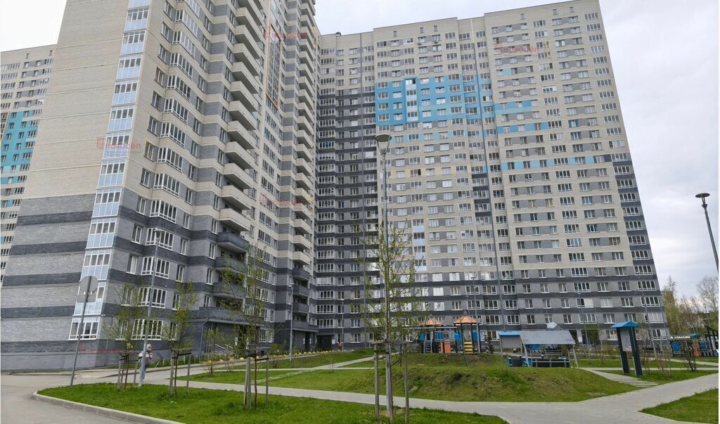 квартира г Екатеринбург Чкаловская ул Дорожная 14 фото 2