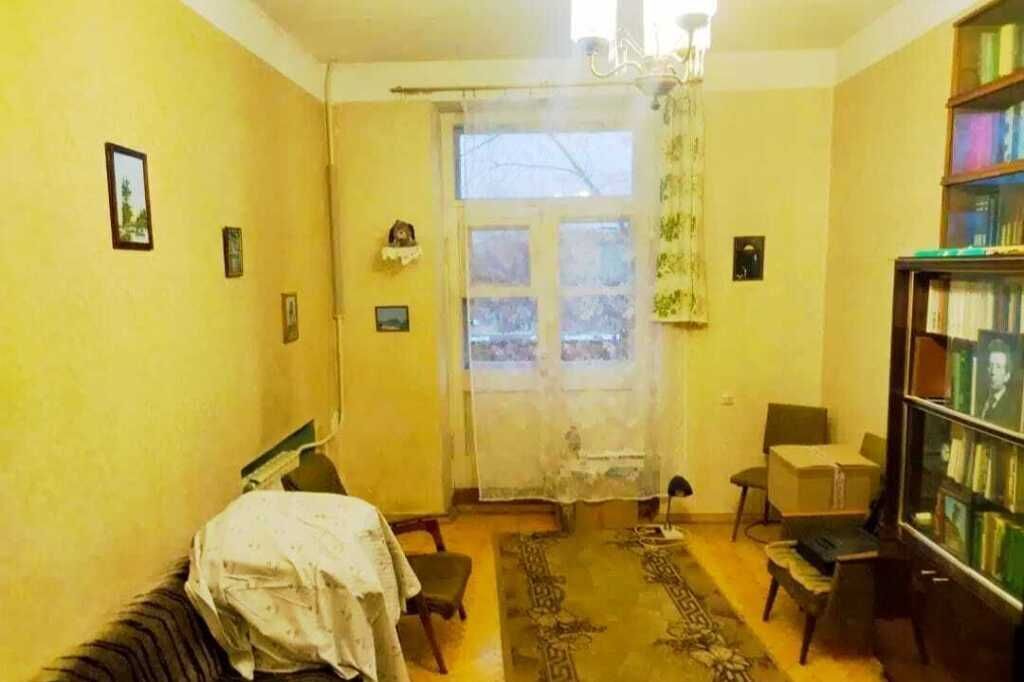 квартира г Новокузнецк р-н Куйбышевский ул Глинки 10 фото 4