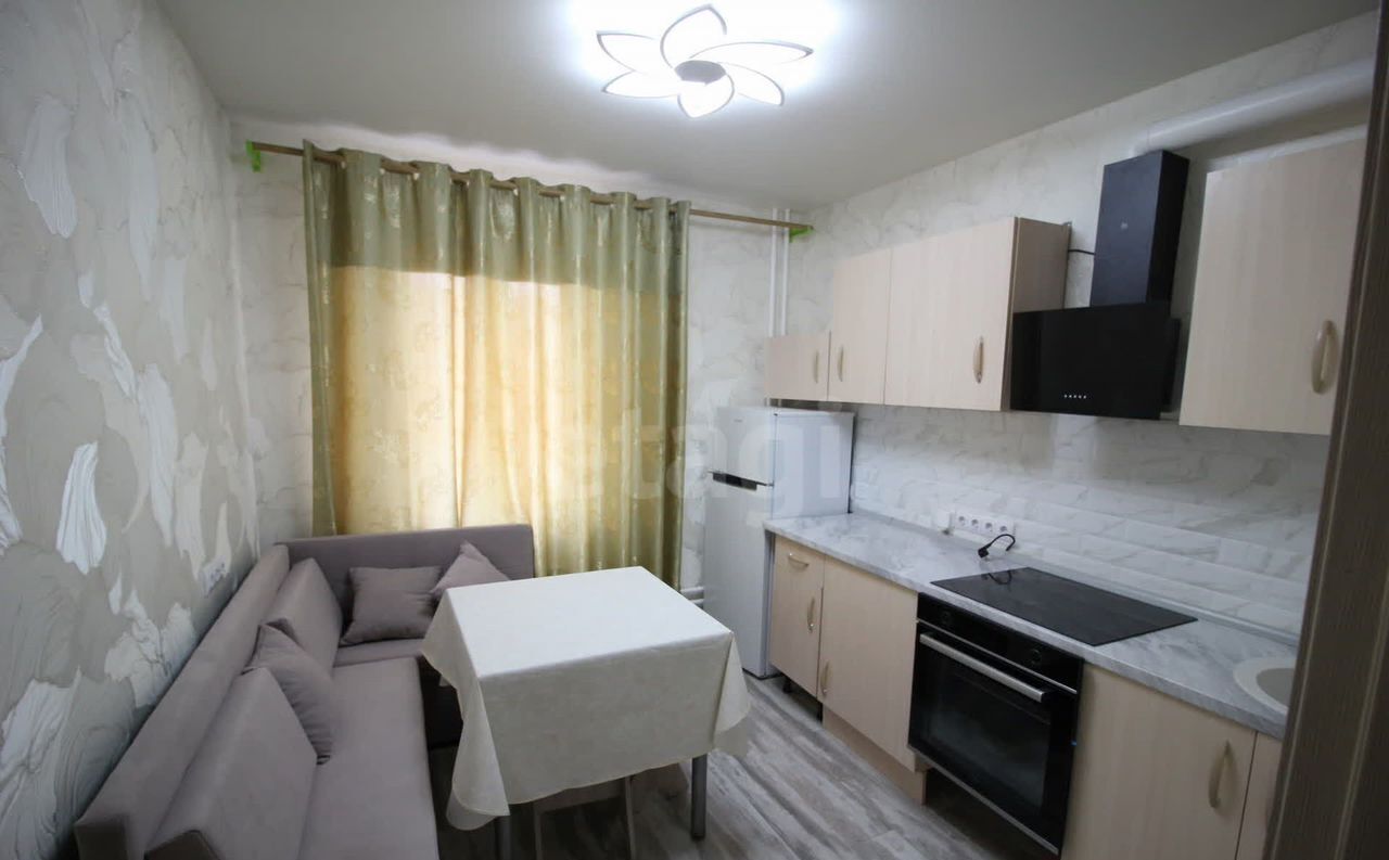 квартира г Красноярск р-н Центральный ул Караульная 82 фото 2