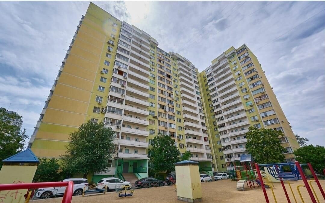 квартира г Краснодар р-н Прикубанский ул им. 40-летия Победы 33/11 фото 1
