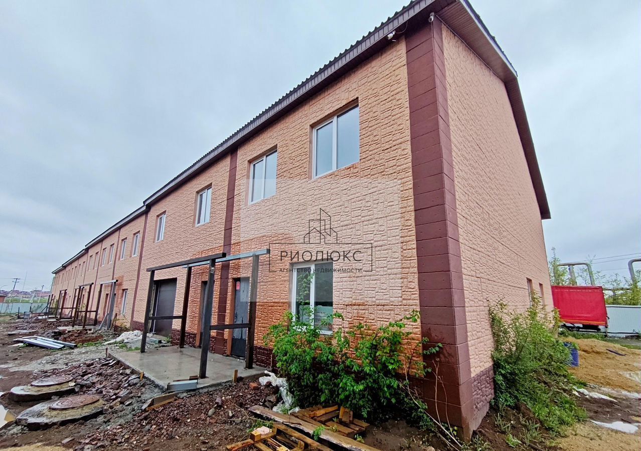 квартира г Магнитогорск р-н Орджоникидзевский ул Калмыкова 32а фото 1