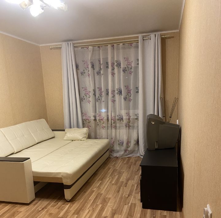 квартира г Саратов р-н Кировский ул им Лисина С.П. 1 фото 10
