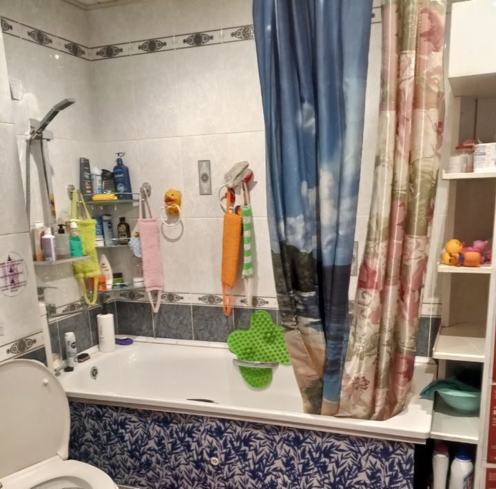 комната г Красноярск р-н Центральный ул 1-я Крутогорская 18 фото 16