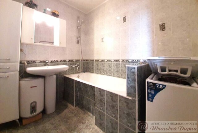 квартира Российская дом 181а фото