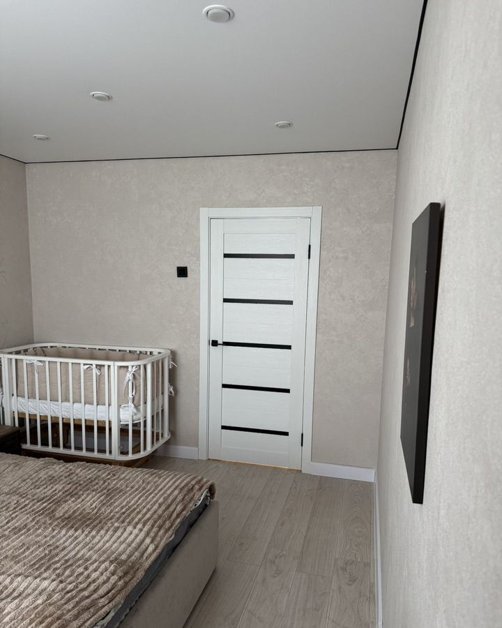 квартира г Тольятти р-н Автозаводский 16-й квартал б-р Цветной 11 фото 7
