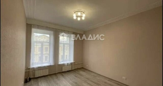 метро Площадь Восстания ул 8-я Советская 49 фото