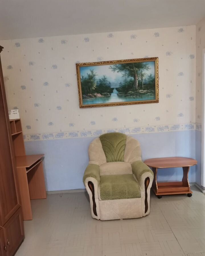 квартира г Тобольск 8-й мкр-н, 11 фото 3