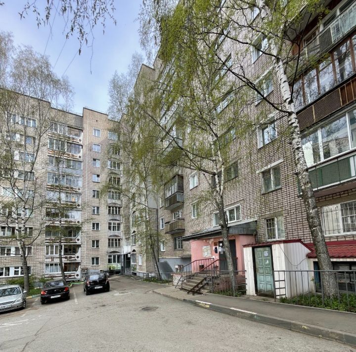 квартира г Киров р-н Первомайский ул Ленина 15 фото 1