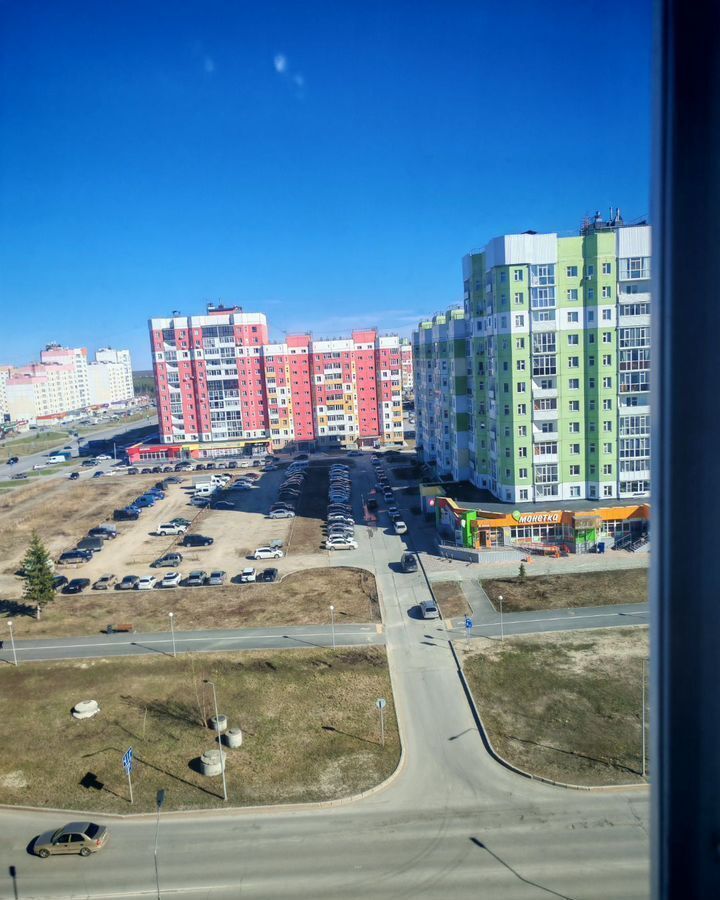 квартира г Нижневартовск ул Мира 98 Тюменская обл. фото 1