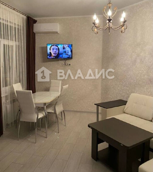 квартира г Белгород 10-й микрорайон ул 60 лет Октября 5а фото 2