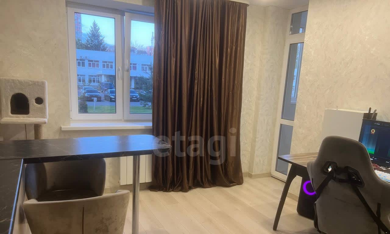 квартира г Брянск улица им. Строкина, 6 фото 4