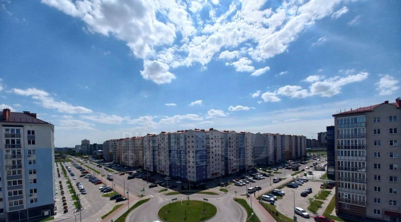 квартира г Калининград р-н Ленинградский ул Маршала Жукова 10 фото 11