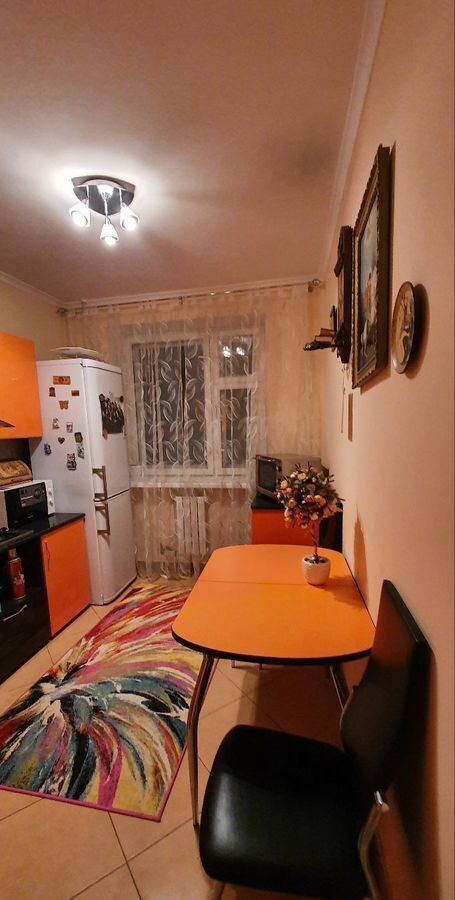 квартира г Оренбург р-н Ленинский ул 8 Марта 8 фото 4