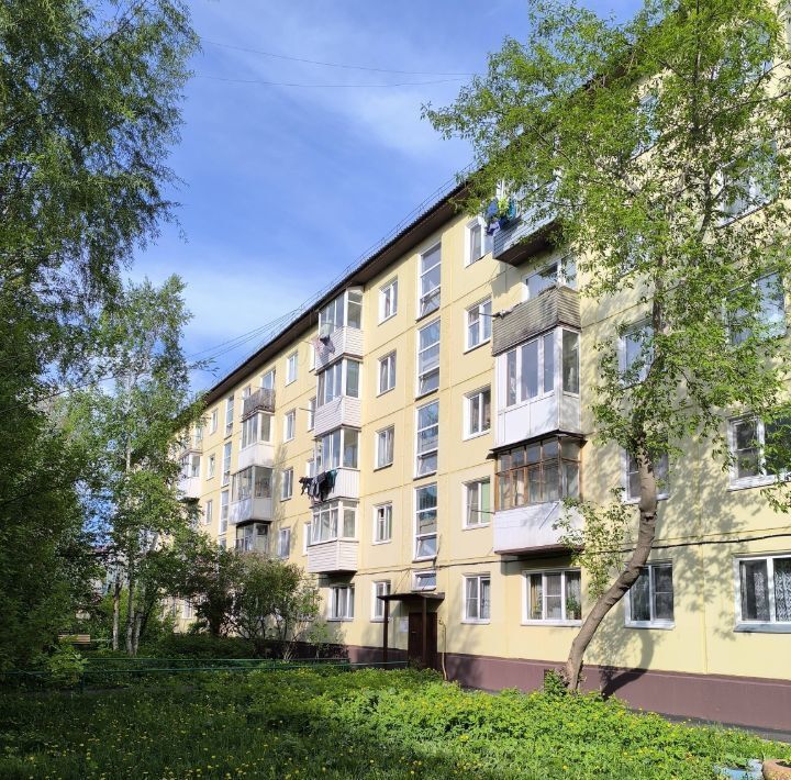 квартира г Омск р-н Центральный ул 33-я Северная 142 фото 7