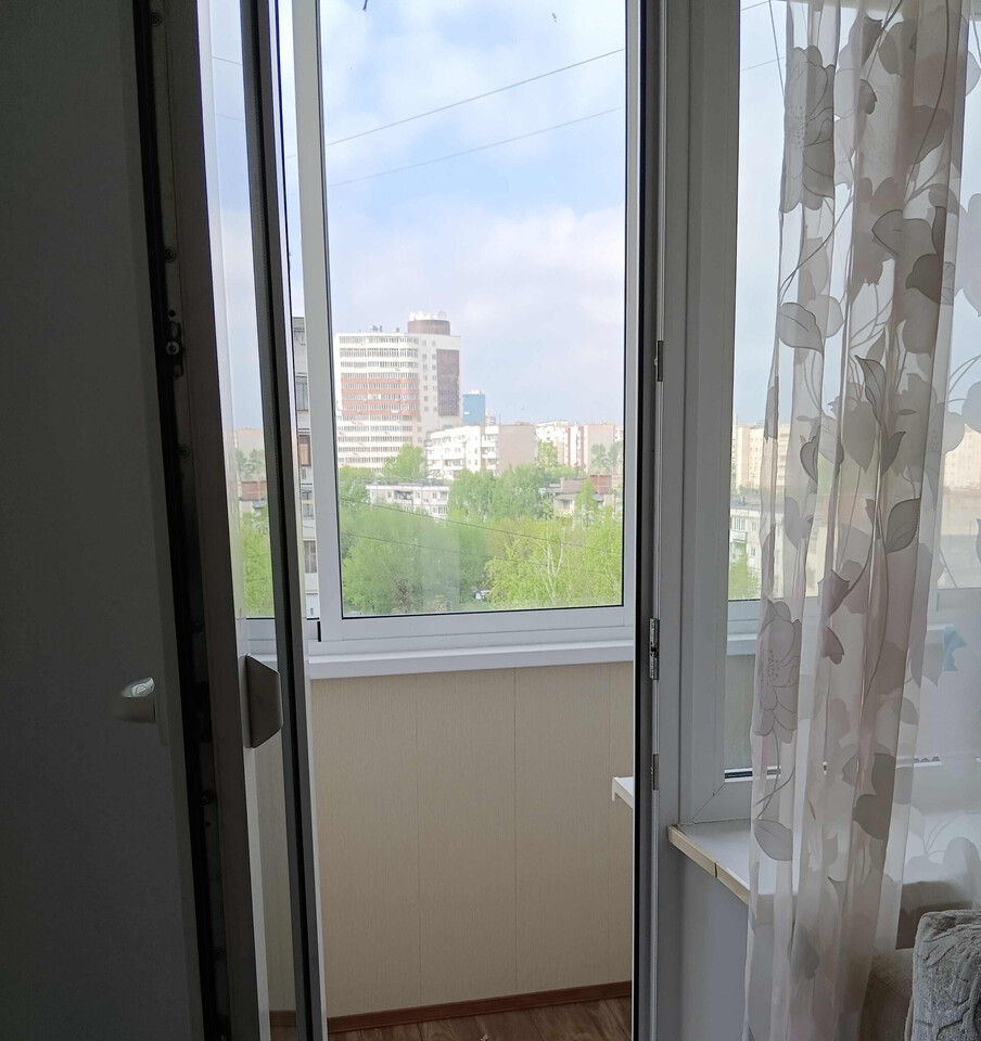 квартира г Челябинск ул Молодогвардейцев 70а фото 12