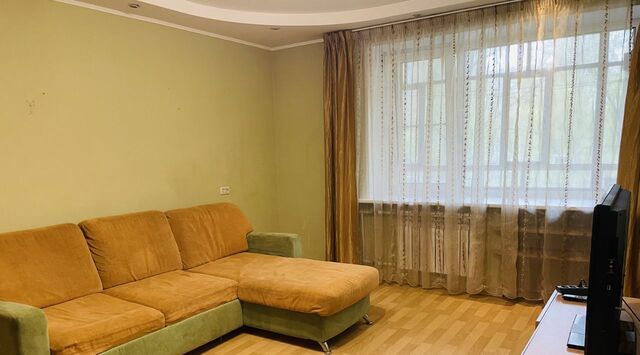 квартира р-н Дзержинский ул Труфанова 21 фото