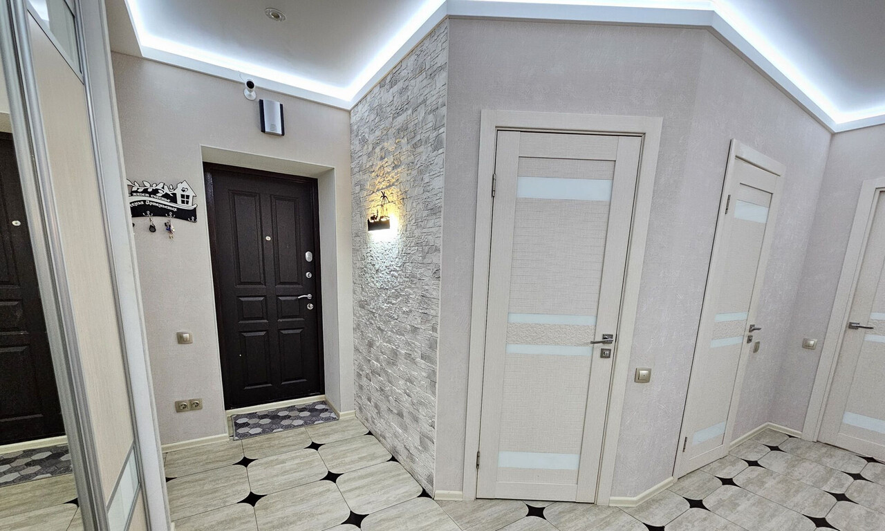 квартира г Астрахань ул Бакинская 4/3 фото 17