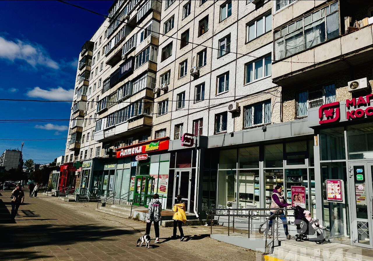 торговое помещение г Челябинск р-н Курчатовский пр-кт Комсомольский 32 фото 1