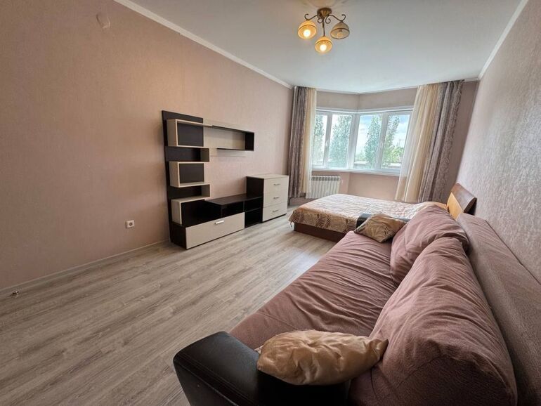 квартира г Курск р-н Сеймский ул Дейнеки 1б фото 2