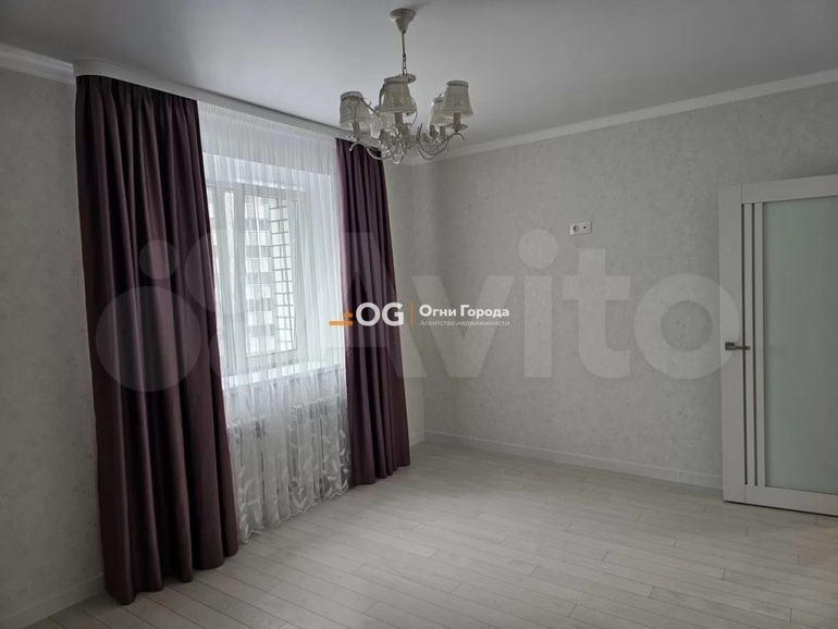квартира г Брянск р-н Советский ул Горбатова 22 фото 4