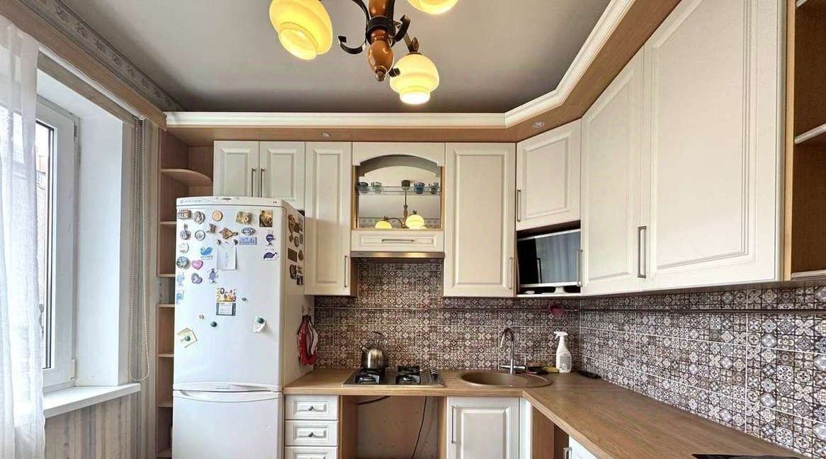 квартира г Великий Новгород ул Коровникова 13к/4 фото 4