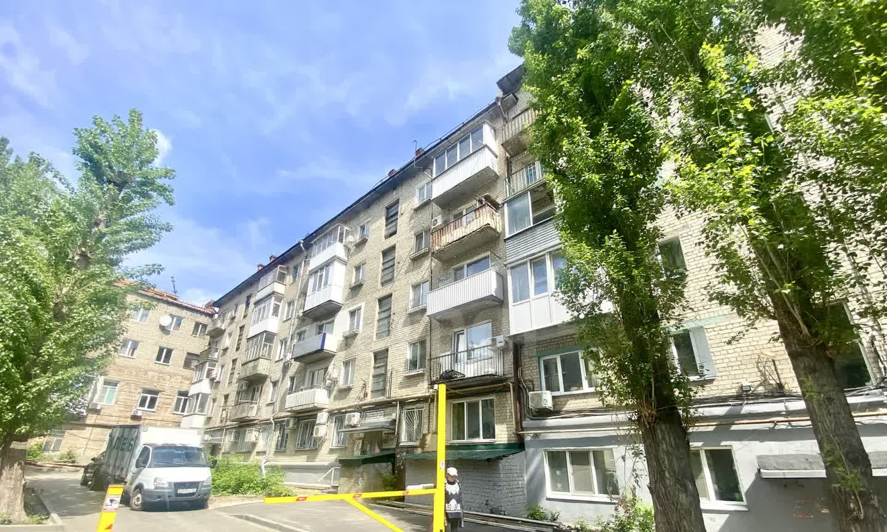 квартира г Балаково ул Чапаева 11 Старый Город м-н фото 1