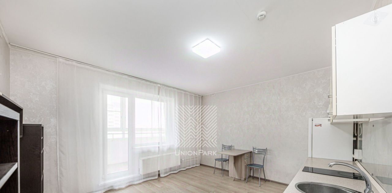 квартира г Челябинск р-н Тракторозаводский ул Эльтонская 2-я 65 фото 3