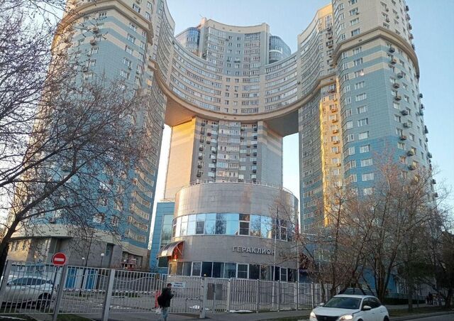 аллея Сосновая 1 метро Щукинская фото