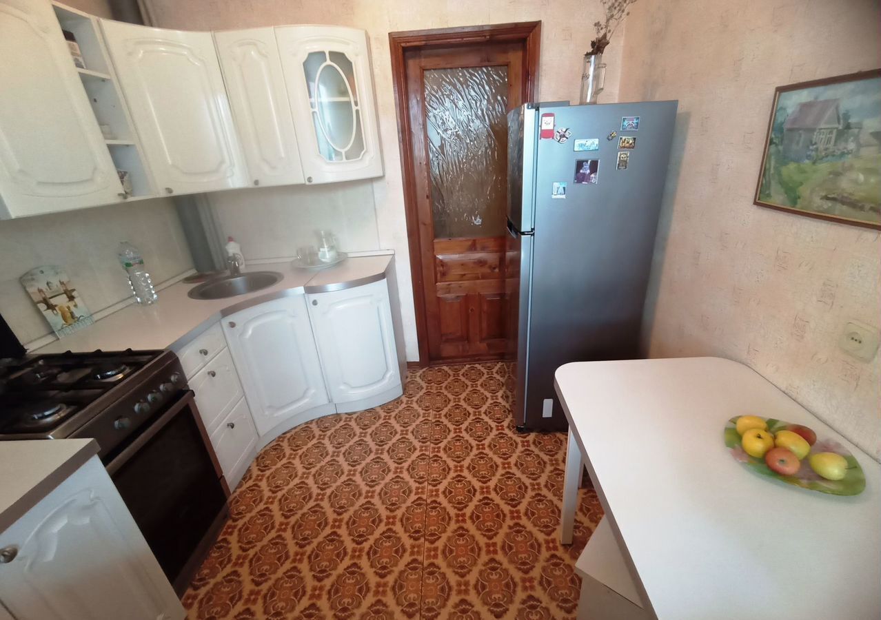 квартира г Саратов р-н Октябрьский ул им Симбирцева В.Н. 7 фото 6