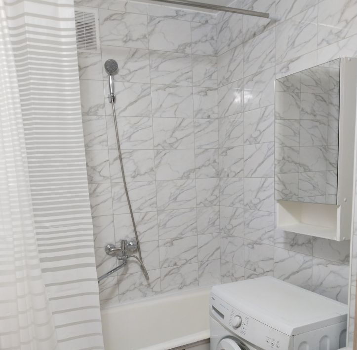 квартира г Новосибирск Студенческая ул Новогодняя 38 фото 1