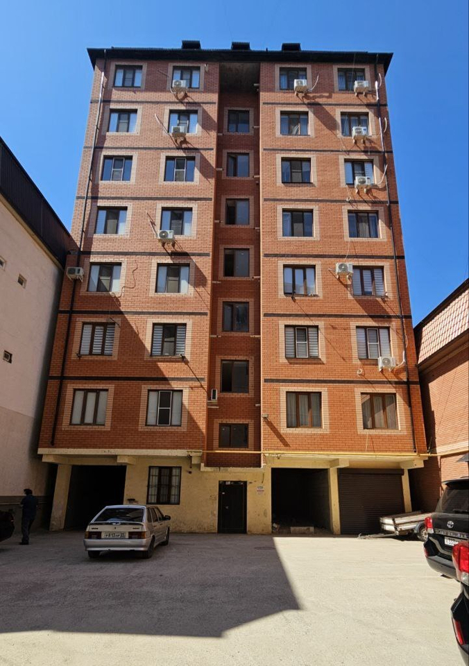 квартира г Махачкала р-н Кировский ул Ахульго 37 фото 1