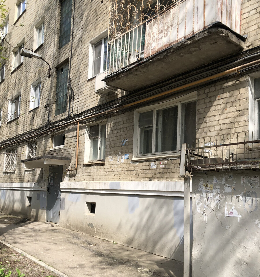 квартира г Саратов р-н Кировский 1-й Дачный пр-кт им 50 лет Октября 13 м-н фото 1