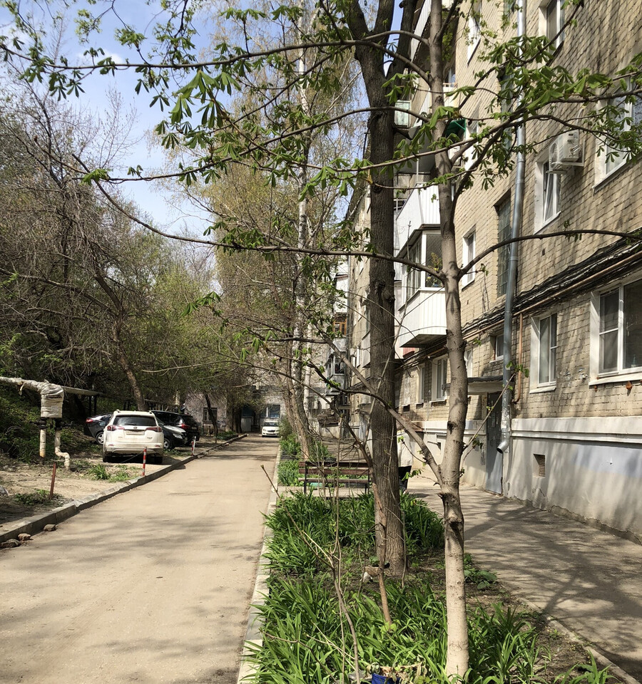 квартира г Саратов р-н Кировский 1-й Дачный пр-кт им 50 лет Октября 13 м-н фото 2