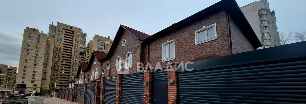 дом г Волгоград р-н Центральный ул Совнаркомовская 19 фото 1